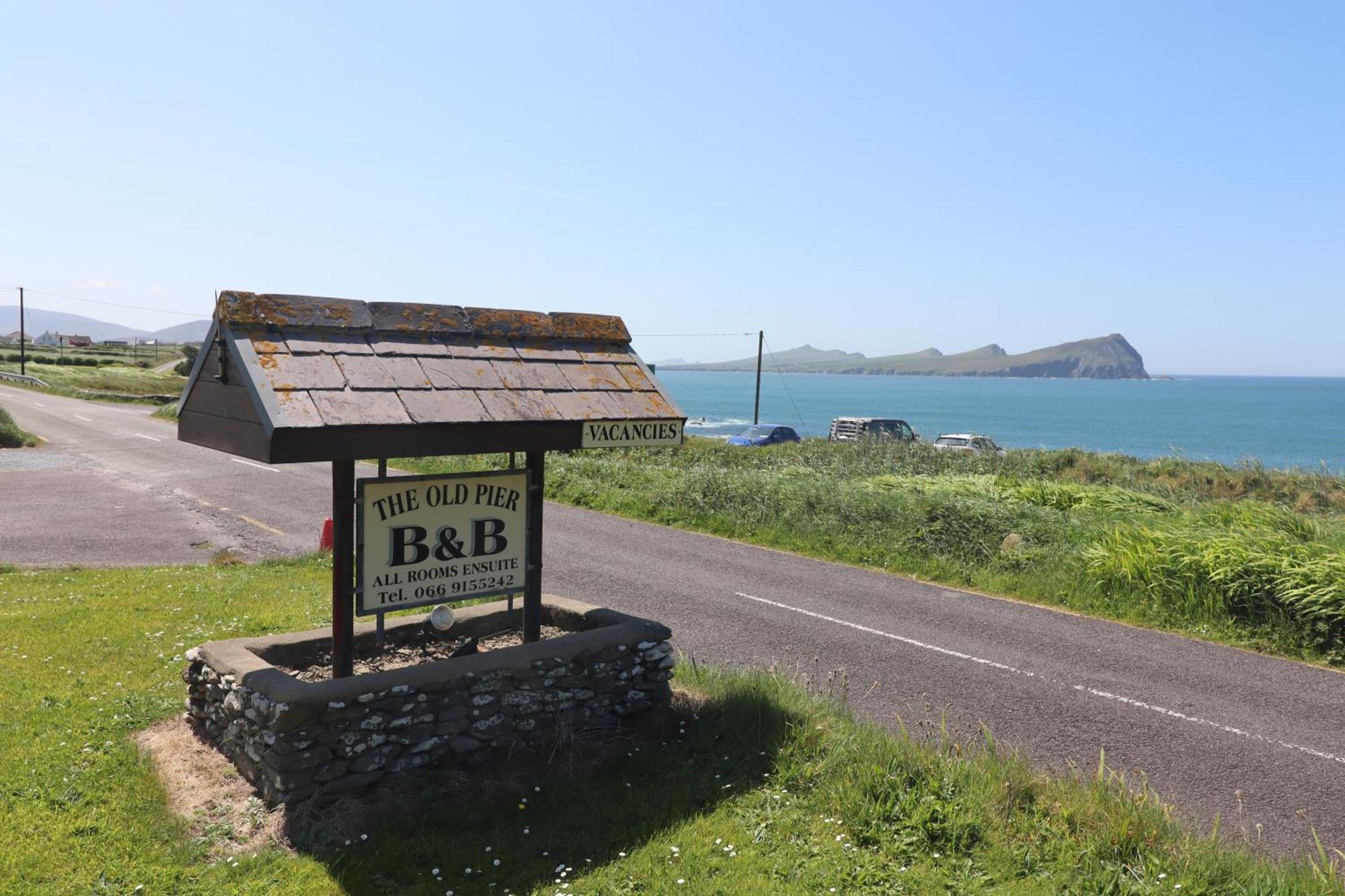 The Old Pier Guest Accommodation, Bed Only, No Breakfast Ballydavid Экстерьер фото